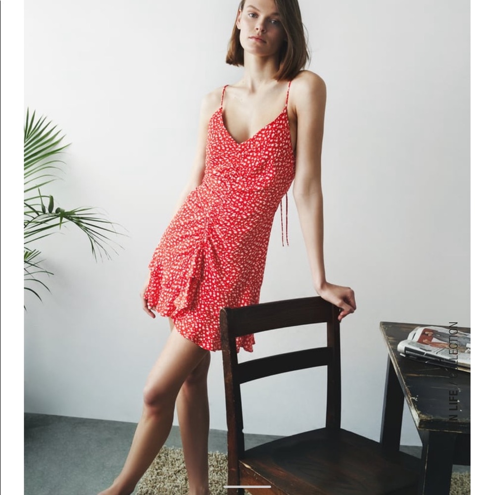 NWT XS Zara Draped Floral Dress